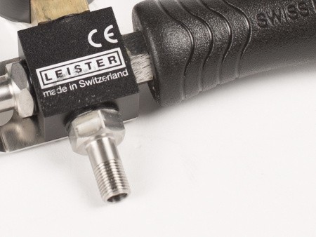 Приспособление для проверки двойного шва избыточным давлением Приспособление для проверки двойного шва избыточным давлением